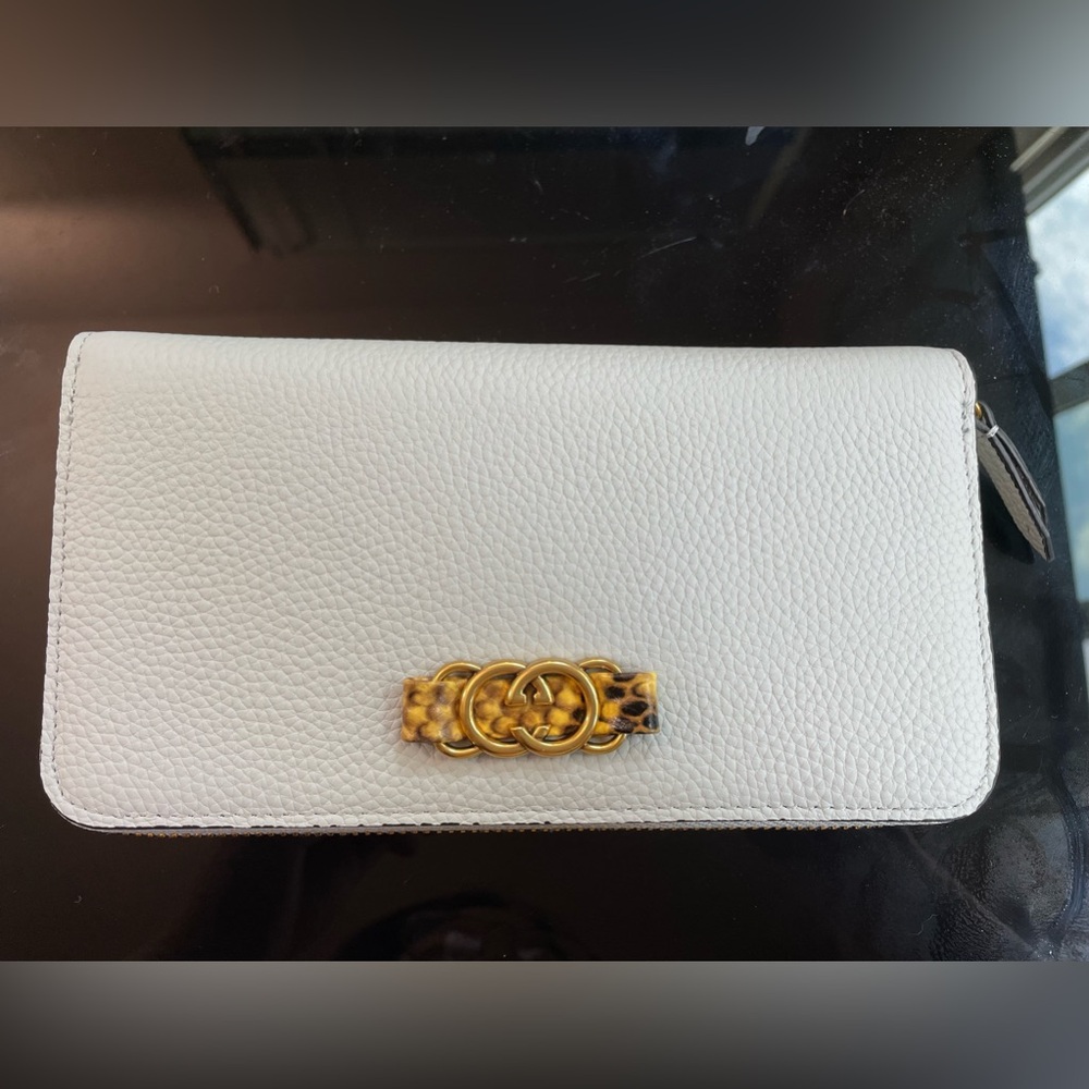Gucci wallet